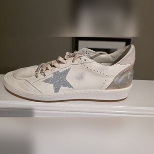 Golden Goose White Sneakers with Glitter Star~MINT